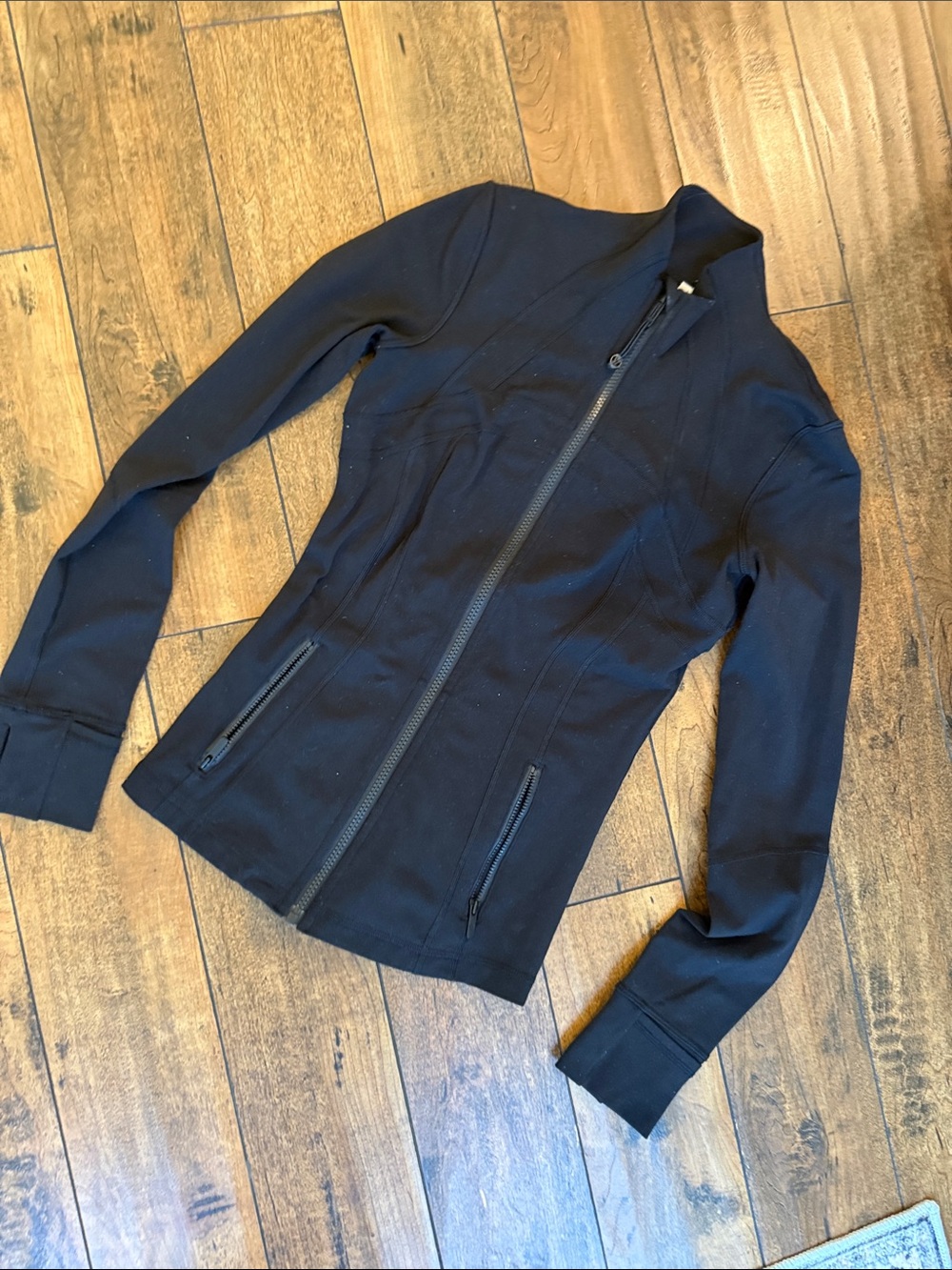 Women's Lululemon Black Zip-Up Jacket